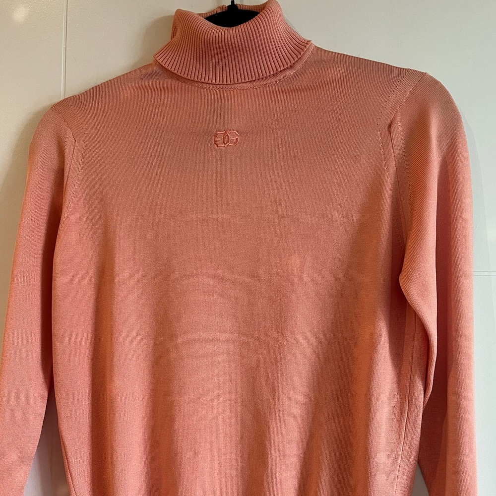 GIVENCHY SPORT Vintage Pink Turtleneck Top